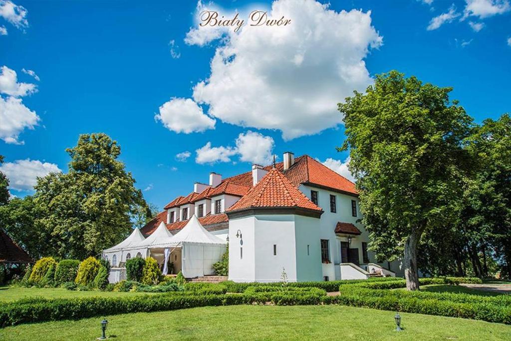 Bialy Dwor Bed and Breakfast Kwidzyn Εξωτερικό φωτογραφία