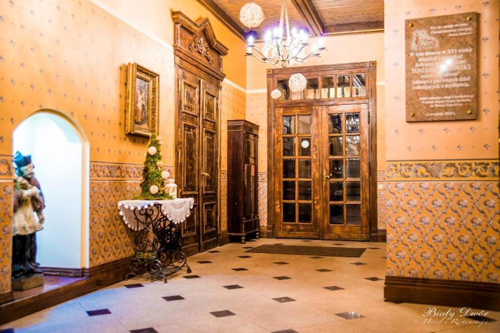 Bialy Dwor Bed and Breakfast Kwidzyn Εξωτερικό φωτογραφία